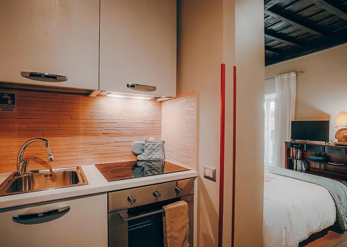 Pantheon Eleven Apartment